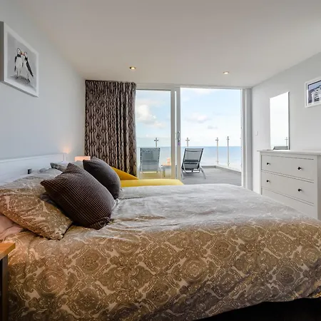 Tatil Evi Hunroe Brow Reighton